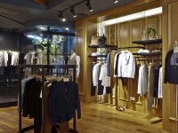 服裝專賣店室內(nèi)裝修裝飾設(shè)計(jì)效果-第1115-04